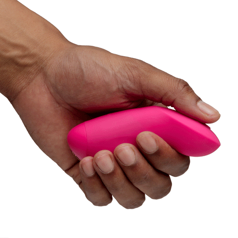 We-Vibe Chorus Pro Remote in Hand