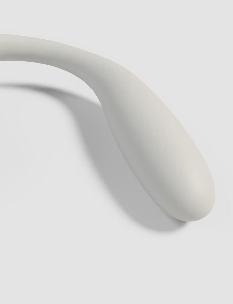 Ose 2 G Spot Massager in Motion